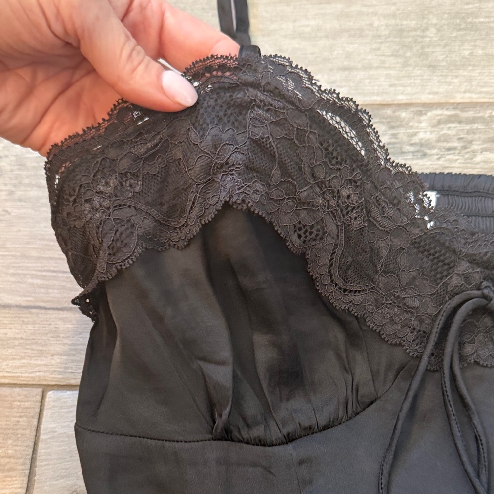 NWOT AE Black Satin and Lace-Trim Camisole Cropped Top